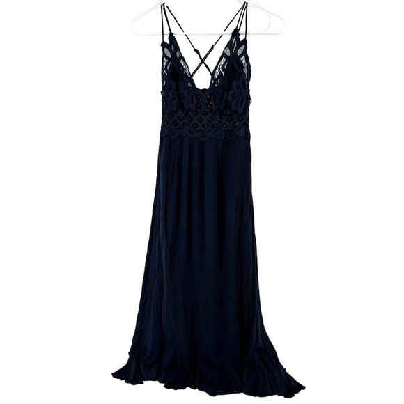 Free People Intimately One Adella Slip Maxi Dress Crochet Lace Navy Flowy Small - Picture 2 of 6